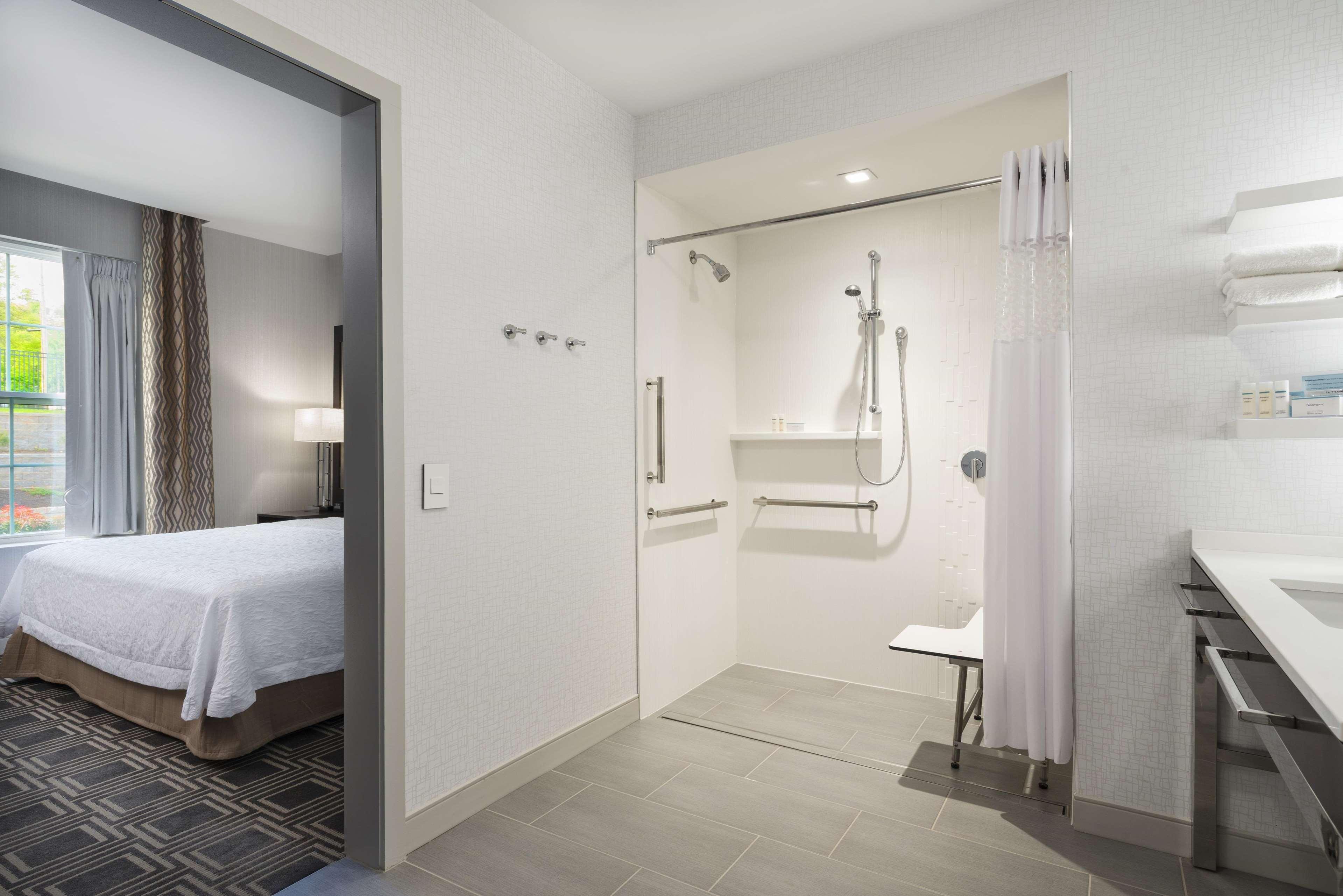 Hampton Inn & Suites Bridgewater, Nj מראה חיצוני תמונה