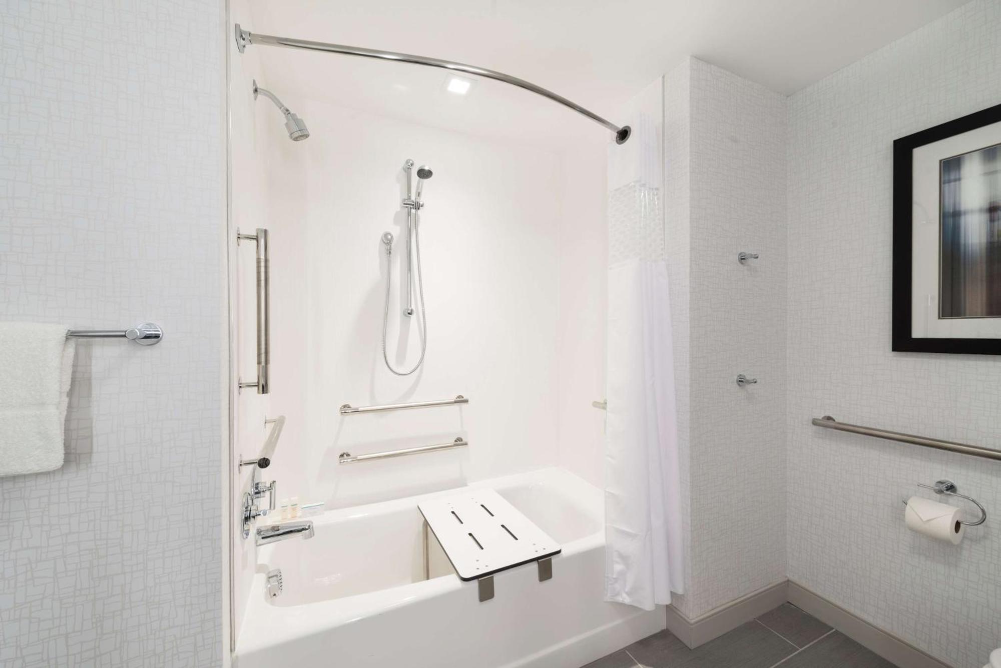 Hampton Inn & Suites Bridgewater, Nj מראה חיצוני תמונה